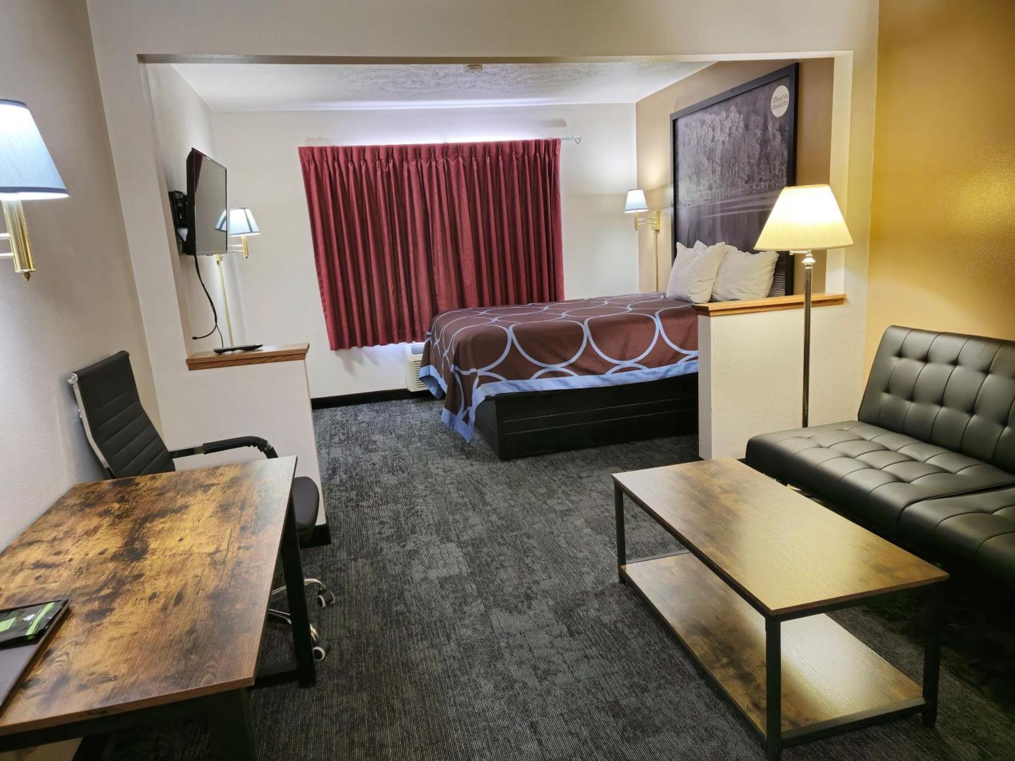 Amerivu Inn And Suites Shawano Wi Екстер'єр фото